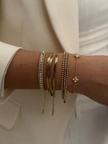 1pc Luxury Gold Stainless Steel Zirconia Bracelet, Versatile For Women's Daily Commute, Gathering With Friends, Romantic Festivals, Street Photography, Fashion Shows - Gold - View 5