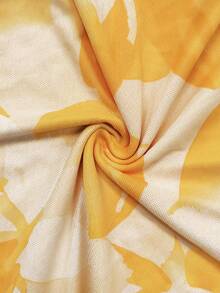 春季新款优雅休闲情人节黄白渐变印花网纱连衣裙：高领泡泡袖+褶皱腰身+层叠迷你裙摆，荷叶边下摆，适合夜间约会、聚会、派对、情人节及其他外出场合。