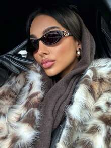 1 Pair Classic Retro Baddie Style Elegant Oval Plastic Small Frame Fashion Fashion Glasses, Women's, Suitable For Tropical Beach Vacation, Street Photography, Music Festivals, Fits All Face Shapes, Ideal For Summer Beach Vacation, Outdoor Activities, Travel - Black - View 4