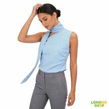 Made From Lightweight And Comfortable Linen, Perfect For The Brazilian Climate. The One-Shoulder Design With A Neck Tie Adds A Chic Touch Without Being Over The Top – Ideal For Combining Sophistication In The Office, And Also For Going Out With Friends After Work. It Easily Pairs With Trousers, Skirts Or Shorts, Making It A Versatile Piece That No Modern Woman's Wardrobe Should Be Without! - 淺藍色 - 查看 6