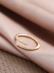 1枚时尚优雅的简约设计锆石可调节铜戒指，适合日常休闲佩戴 - 金色 - 查看 7