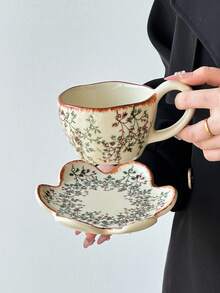 1 Set Vintage Blue And White Ceramic Coffee Cup And Saucer Set, Elegant Floral Countryside Style Refined Household Coffee Cup And Saucer, High-Quality Mug, Coffee Cup, Tea Cup, Water Cup, Suitable For Family Gatherings, Gifts For Friends, Interesting Cups - Multicolor - View 2