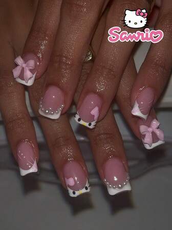  24 PIEZAS Uñas postizas cuadradas cortas Sanrio Blanco Francés HelloKitty Lazo Rosa Perla Blanca Kit de arte de uñas DIY Lindo Aleación de cromo Acrílico Uñas de gel Uñas de arte Suministros de uñas Juego de uñas (Incluye: 1 pieza de gel de gelatina y lima) Adecuado para uso diario, citas y fiestas de mujeres