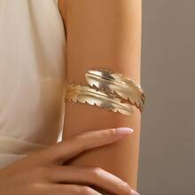 Damen minimalistische Metallarmband, elegant und luxuriös, geeignet für Freundschaft, Feste, Partys, Dates und den täglichen Gebrauch - Goldgelb - Übersicht 7