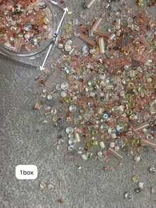 1盒全新美甲配件，包括水晶碎石、美人鱼珠子、混合材料、美甲用品、猴子装饰、Y2K美甲配件、组件、配件、美甲产品、Y2K - 彩色 - 查看 2