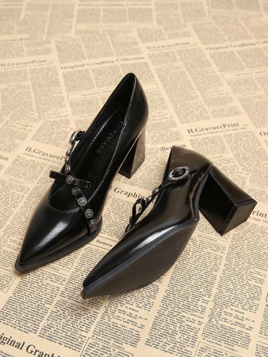 Zapatos de tacón alto de moda para mujer, nuevos para primavera 2025, de oficina. Zapatos casuales de punta puntiaguda de unicolor negro/marrón, elegantes y minimalistas con tacón grueso de alta calidad. Adecuados para pantalones de pierna ancha y vestidos. - Negro - Ver 1