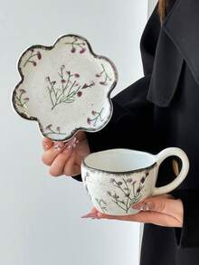 1 Set Vintage Blue And White Ceramic Coffee Cup And Saucer Set, Elegant Floral Countryside Style Refined Household Coffee Cup And Saucer, High-Quality Mug, Coffee Cup, Tea Cup, Water Cup, Suitable For Family Gatherings, Gifts For Friends, Interesting Cups - Multicolor - View 10