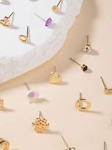 Set de 30 de cercei stud eleganți și delicați, asortați, inclusiv modele cu inimă, fundă, fulg de zăpadă, versatili pentru petrecere, vacanță, ședință foto - Multicolor - Vizualizare 3