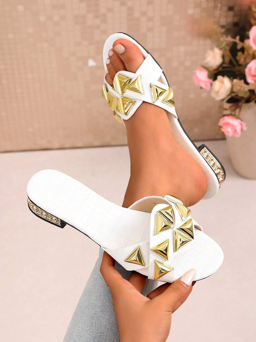 新款女士夏季平底拖鞋，铆钉装饰宝石图案低跟拖鞋，休闲露趾沙滩拖鞋，适合户外日常度假穿着 - 白色 - 查看 1