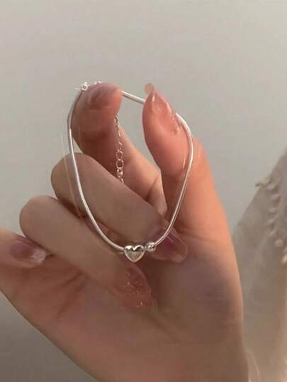 1 pieza Pulsera con colgante de corazón plateado lindo, la elección perfecta para el uso de moda diario, adecuado para la vida diaria y regalos para fiestas