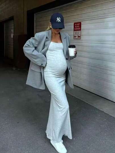 Comfortable Round Neck Sleeveless Maxi Maternity Dress, Made Of High-Stretch Fabric, Designed Specifically For Pregnant Women