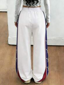 春季新款女式运动裤：撞色设计，白色、蓝色、红色，复古运动图案印花，宽松阔腿版型，舒适休闲面料，适合日常穿着和复古街头风。 - 藍白色 - 查看 2