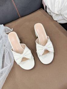 1双白色可爱凉鞋，蝴蝶结褶皱设计，优雅高跟，适合各种场合和通勤。 - 白色 - 查看 3