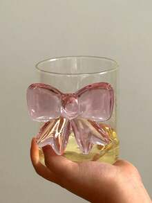 1个粉色玻璃杯，带3D蝴蝶结，耐热硼硅酸盐玻璃杯，适用于冷热饮，可重复使用的多功能咖啡牛奶水杯，仅限手洗，高品质家居装饰，摄影道具，节日、生日、派对的理想礼物，咖啡吧配件，无把手ins风高雅少女饮水杯香槟杯。 - 粉色 - 查看 2