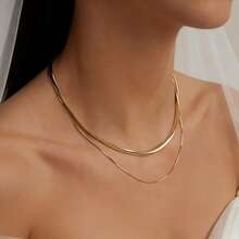 1件时尚小众高端百搭不锈钢双层蛇骨链项链，适合女士日常休闲佩戴、新娘婚礼、情人节、开斋节等场合。 - 金色 - 查看 3