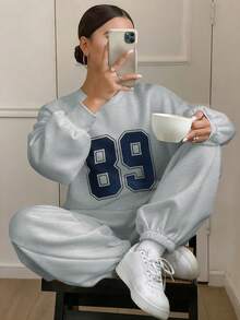 Speed mate 2026 春季女士运动套装 - 大号 Logo 圆领卫衣和小号 Logo 长裤，两件套休闲家居服