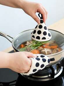 1只耐热手套，微波炉烤锅盖把手加厚隔热耳罩 - 黑與白 - 查看 8