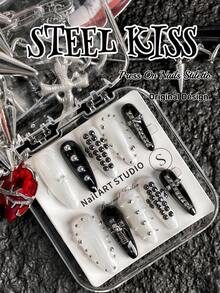 10片装手工朋克风亚克力美甲套装，中号方形假指甲，透明指甲，纯白法式甲片，美甲，重金属朋克风格，十字架和回形针元素，各种铆钉和透明白色，高端性感少女风美甲用品手工按压式指甲 - 彩色 - 查看 4