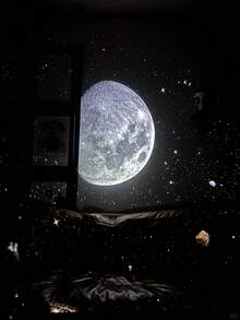 旋转月球投影灯 - LED夜灯，可调节旋转角度和亮度，行星月球投影仪，可变月球图像，夜光投影灯，360°旋转，可投射月球、地球、水星、火星、土星，适合作为礼物、房间装饰、拍照背景、墙面和天花板装饰 - USB月亮星空投影小夜燈 - 查看 5
