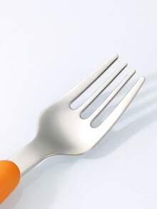 Carrot Shaped Plastic Handle Stainless Steel Cutlery Set. Creative Cartoon Carrot Tableware. - Multicolor - View 7