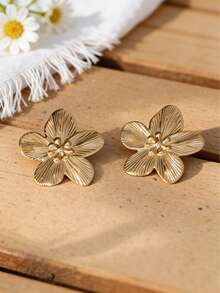 A Pair Of Ear Studs With Colorful Flowers In The Spring And Summer Vacation Style, Suitable For Ladies To Wear During Vacations And Music Festivals - Multicolor - View 10