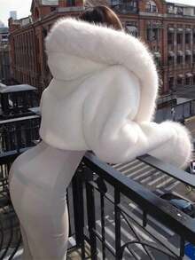 Soft And Thick Plush Women's Short Fur Coat, Elegant And Fashion Women's Hooded Cardigan With Long Sleeves Jacket - 白色 - 查看 2