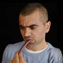 1pc Steel Needle Tongue Magic Trick Prop, Funny Tongue Toy, Fake Tongue, Interaction & Social Necessity, Great Gift For Boyfriend/Girlfriend, Birthday, Valentine's Day, Wedding, New Year - Multicolor - View 4