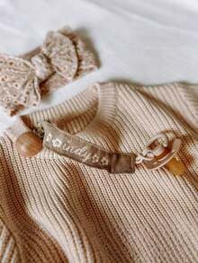 1pc Personalized Embroidered Pacifier Clip, Collar Clip, Choker Accessory, Custom Embroidered Soft Fabric Pacifier Clip Chain, Wooden Pacifier Clip With Handkerchief, Anti-Lost Clip, Collar Clip, Handmade Embroidered Name/Letter, Fashionable,Trinkets, Custom Name - Multicolor - View 11