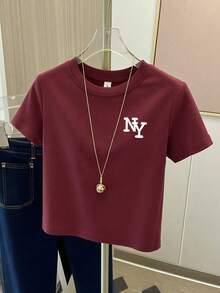 白色露脐短款上衣，性感风格，夏季新品，露脐短袖T恤，印花露脐T恤，百搭休闲女装 - 酒紅色 - 查看 2