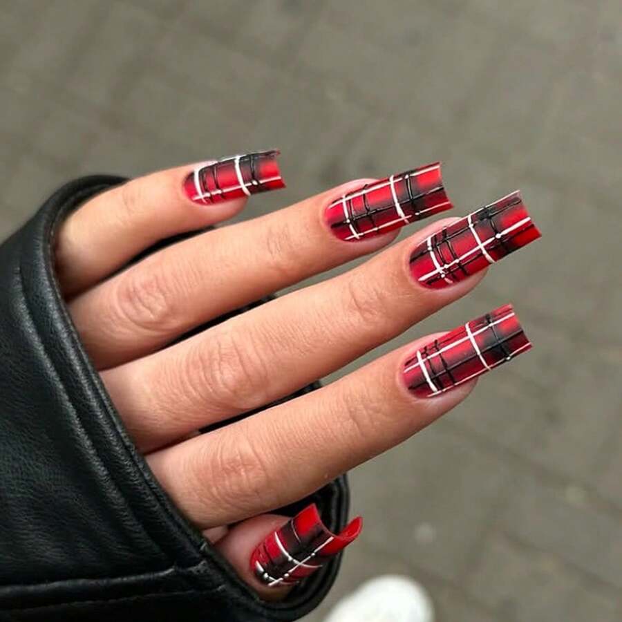 A Box Of 24 Pieces Of Long Trapezoidal Simple Plaid Armor Ins Sweet And Spicy Wind Red And Black Striped Grille New Year Nail Art Can Be Disassembled And Reused To Add A Sense Of Atmosphere To Daily Wear. - Bộ móng nghệ thuật kẻ ô đỏ đen dài - 1 hộp - Xem 1