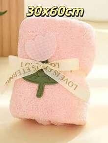 郁金香毛巾柔软、吸水性强、不掉毛，外观精美，质地高级。它采用珊瑚绒制成，是婚礼礼物/婚房布置/新娘送礼会/婚礼公司/亲友赠礼的必备之选，尤其适合新婚夫妇搬入新家。