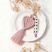 1 Stück personalisierter gewebter herzförmiger Namensanhänger, personalisierter Namensanhänger, herzförmiger Schlüsselanhänger, Brautjungferngeschenk, Hochzeitsparty Gastgeschenk, Valentinstag Geschenk - Gewebter Schlüsselanhänger - Übersicht 25