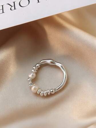 1 pieza Anillo elegante y lujoso de tono plateado con diseño geométrico asimétrico, adecuado para uso diario y festividades de mujeres