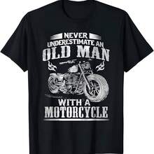 Never Underestimate An Old Man With A Motorcycle T Shirt T-Shirt - 黑色 - 查看 1