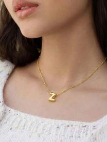 Hatastic 1 件时尚创意亮面铜 A-Z 英文首字母穿孔吊坠不锈钢珠链多层项链，女士日常休闲装个性多层项链锁骨链 - 金色夾珠鏈 - 查看 1