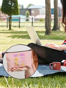 Regali per sorelle, regali di compleanno per sorelle, nuore, sorelle maggiori, regali di laurea e Natale per la migliore amica, sorella minore, una sorella in Cristo è una sorella per la vita. Borsa cosmetica da viaggio di grande capacità per articoli da toeletta, borsa per il fai-da-te per il trucco, perfetta per viaggi, camere da letto, vacanze, pendolarismo quotidiano, ufficio o scuola, regalo per famiglia, amici, medici, infermieri e persone care, perfetta per borse trucco di Natale e Ringraziamento - Multicolore - Visualizzare 8