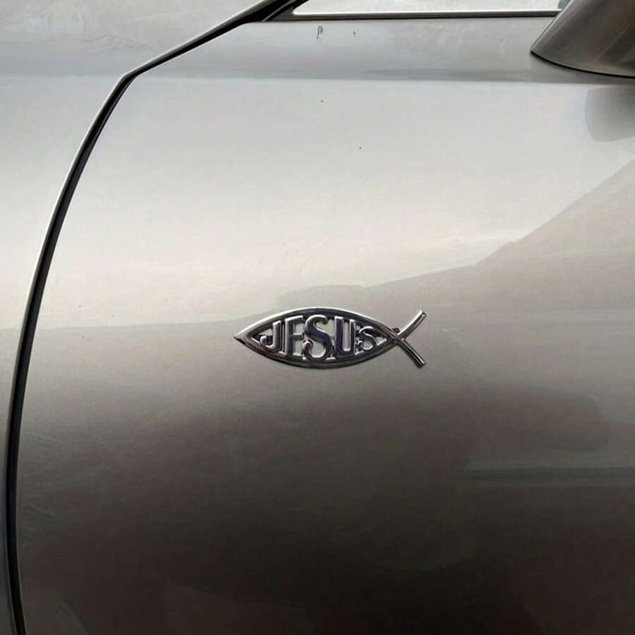 3D Metallic Jesus Fish Car Emblem - Popular Religious Car Sticker For Vehicle Decoration. High-Quality Zinc Alloy Jesus Fish Car Decal With 3D Stereoscopic Design, Visually Striking. As A Classic Christian Fish Symbol, It Perfectly Expresses Faith While Adding Personalized Charm To Your Car. Suitable For Car Body, Windows And Doors, Easy To Install Without Damaging Paint Or Leaving Adhesive Residue. - A - View 1
