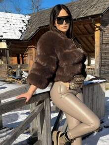 Áo khoác lông cáo giả nhẹ, thanh lịch, ôm dáng dành cho nữ, tay ngắn, kiểu dáng sang trọng, bán chạy theo xu hướng châu Âu và Mỹ, thích hợp cho mùa đông. - màu nâu - Xem 4