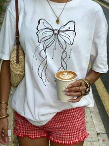 تي شيرت قصير الأكمام بياقة مستديرة بطبعة فراشة مرسومة باليد بتصميم بسيط وعصري، متعدد الاستخدامات ومناسب للنساء - أبيض - مشاهدة 7