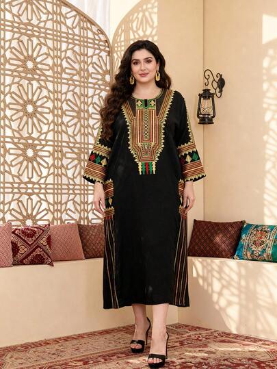 2025秋冬刺绣长袍，优雅大码女式奢华刺绣长袖圆领卡夫坦长袍