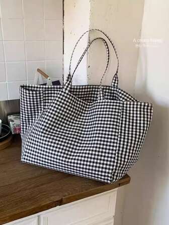 Large Capacity Plaid Pattern Women's Tote Bag, Fashionable And Artistic Casual Style One Shoulder Shopping Bag For Spring And Summer, Niche Design Double-Layer Canvas Shoulder Bag, Collegiate Style Lightweight And Foldable Black And White Plaid Bag For College Students, Suitable For Daily Commute, Shopping, Going To University, Travel And Vacation