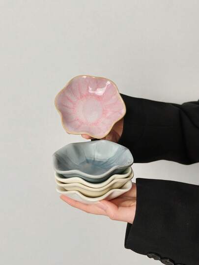 2/5pcs French Gradient Petal Ceramic Plates, Cake Plates, Thickened Petal Dessert Plates, Personalized Dried Fruit Snack Plates, Living Room Guest Fruit Small Plates, Household Refined Dipping Sauce Dishes, Suitable For Restaurant, Dessert Shop, Living Room