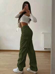 Military Green Elastic Waist Pocket Stylish And Retro Y2K Casual Cute Wide-Leg Work Pants. Comfortable And Versatile, Suitable For Airport Outfits, Back-To-School Season, Teacher's Day, Clubs, Birthday Parties, Halloween, New Year, Thanksgiving, Concerts, Gyms, Vacations, Business, Streetwear, Spring, Summer And Autumn, Winter