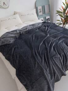 1pc Thickened Single Layer Flannel Blanket With Grid Pattern & Solid Color For All Seasons - Black - View 7