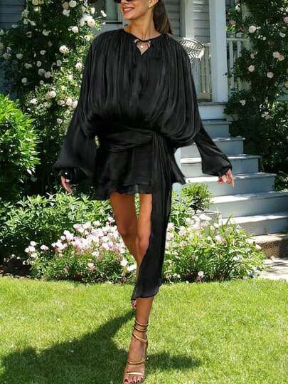 Robe chemise à manches lanternes avec col à volants à double couche et liens, style millénaire. Ne comprend pas la ceinture. Vêtement gothique sexy pour dames, idéal pour Noël et mariage