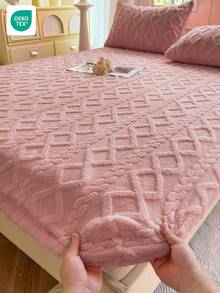 1pc Fitted Sheet, Bedding, Bed Cover, Fitted Sheet, Mattress Protector, Solid Color Fitted Sheet, Comfortable & Warm Mattress Pad, Minimalist Style Home Textile, Soft Anti-Pilling Bed Cover, Skin-Friendly Fitted Sheet, Excluding Pillow And Pillowcase, Home Decor - Pink - View 10
