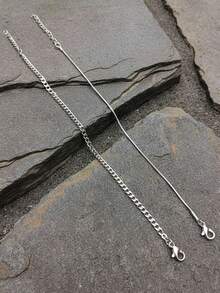 2入組不銹鋼銀色極簡手鐲,適合男士運動與多種場合穿著