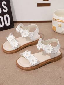 1 Pair Summer Floral Print Flat Sandals, Elegant White Flower Design With Pearl Decor, Hook And Loop Closure For Easy Wear, Suitable For Girls, Beach & Holiday Wear - Beige - View 1