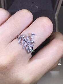 1枚优雅叶形立方氧化锆戒指，适合作为少女的生日礼物、派对配饰或日常装饰。 - 銀色 - 查看 4