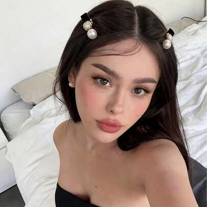 4/2 st. fuskpärla fyrkantiga diamanter söta och fina hårspännen, enkel och elegant lugg trasig hårspänne, sidoklämma, utsökt svart sammetslugg hårspänne, retro exklusivt klämma, mycket lämplig för vardagsbruk, festivaler, fester, alla hjärtans dag håraccessoarer hårspänne, håraccessoarer för kvinnor